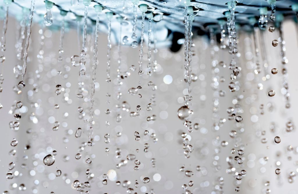 Scarichi intasati: 10 rimedi e trucchi per sturare docce o lavandini  ostruiti