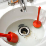 Come sturare un lavandino completamente otturato: soluzioni pratiche per un lavello libero