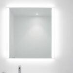 Specchio bagno con LED: illuminazione e stile a portata di mano | Docciatime.it trasforma da bagno in doccia in sole 6 ore