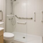 Sostituire la vasca con una doccia antiscivolo: vantaggi e attenzioni | Docciatime.it trasforma da bagno in doccia in sole 6 ore